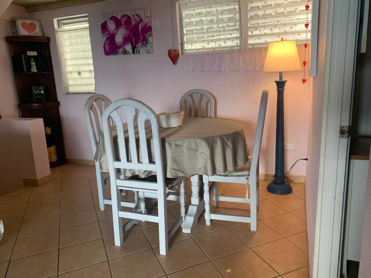 Vista Mare - Cozy Apartment With Beach At Walking Distance Dickenson Bay Exterior photo