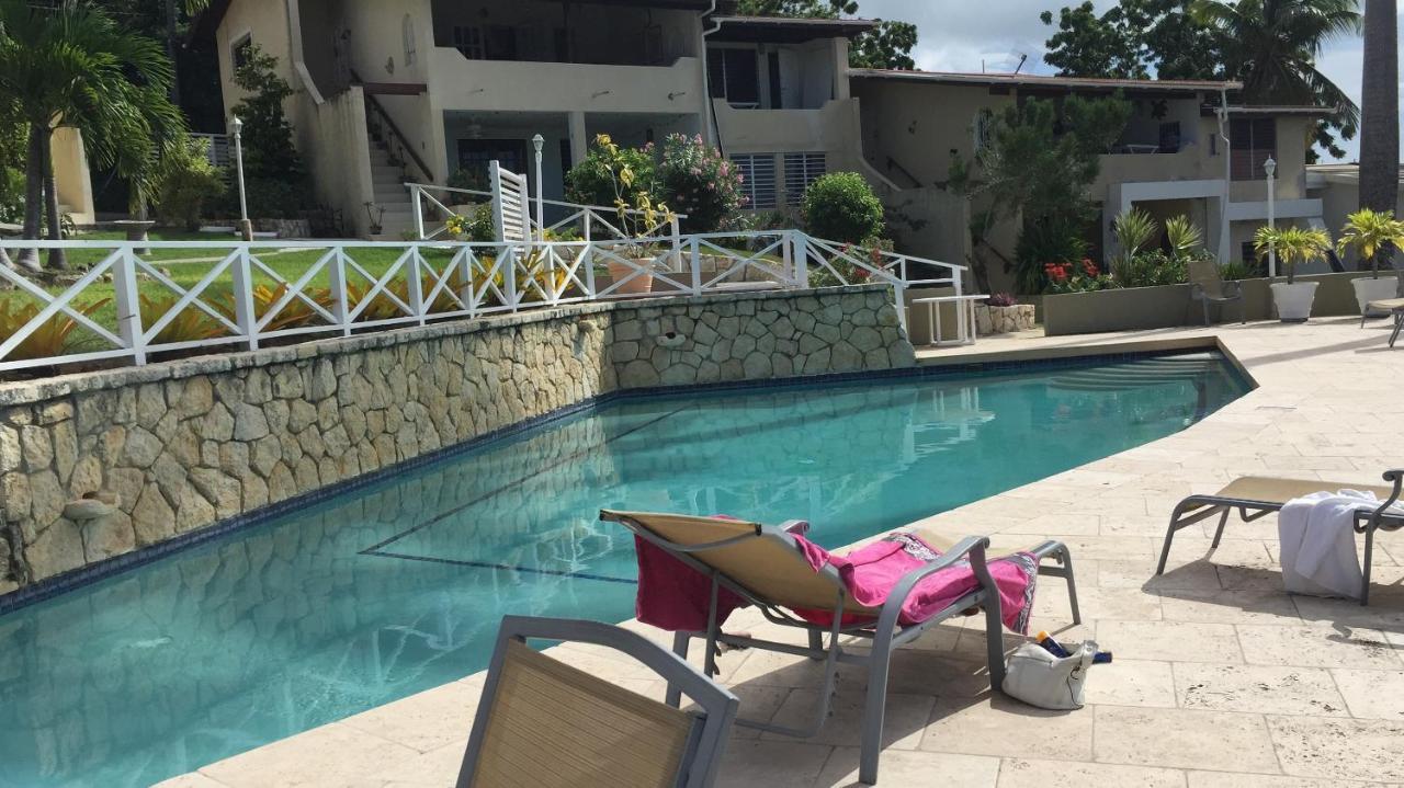 Vista Mare - Cozy Apartment With Beach At Walking Distance Dickenson Bay Exterior photo